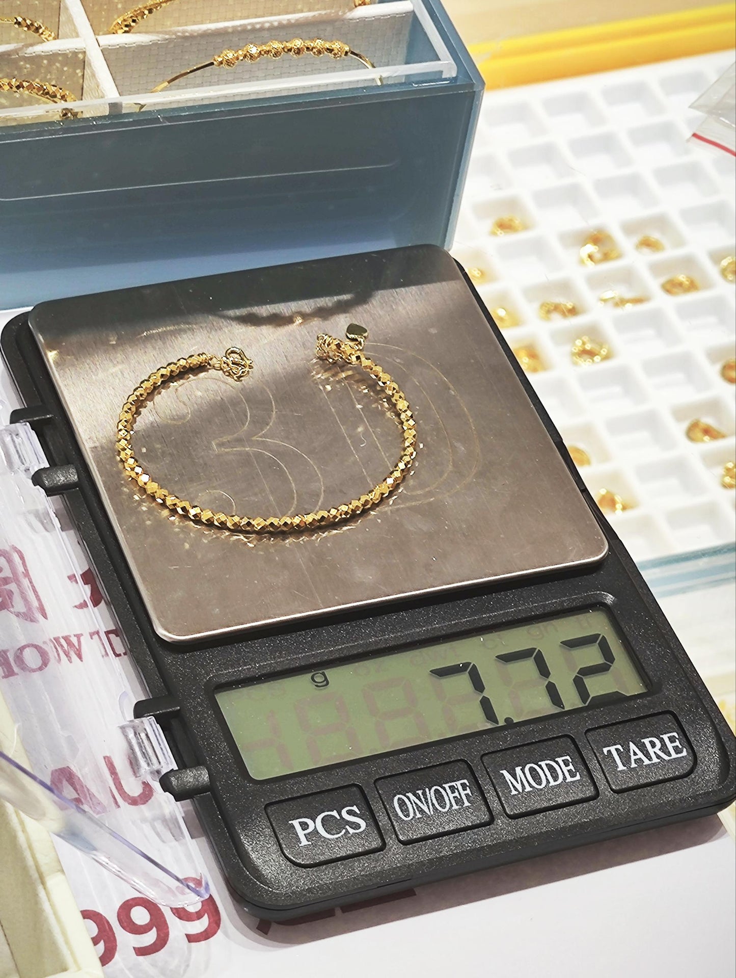 ChowTaiSeng Au999 pure gold 24K gold bangle