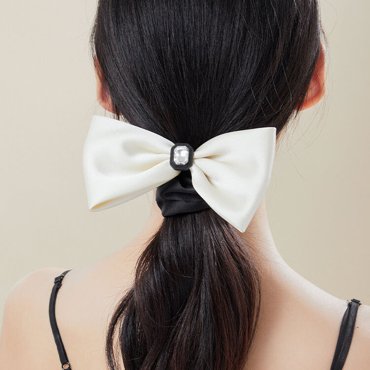 Elegant Princess Series Black and White Bow Hair Scrunchie white model