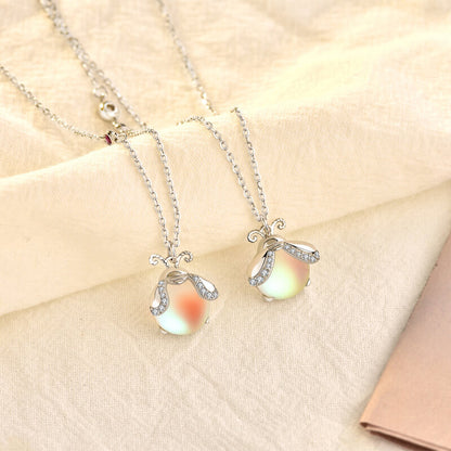 FEELIVE Light Absorbing Glow-in-the-dark Firefly Necklace