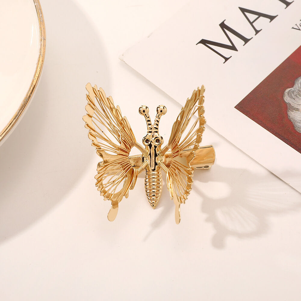 Movable Wings Butterfly Beaded Tassel Hair Clip in Alloy - gold