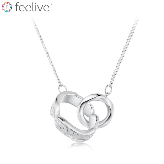 Mobius Interlocking Circles Necklace in Sterling Silver - Feelive