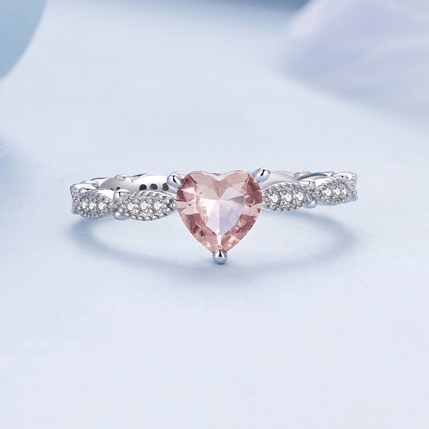 Light-sensitive Heart Glass Zircon Ring in Sterling Silver front