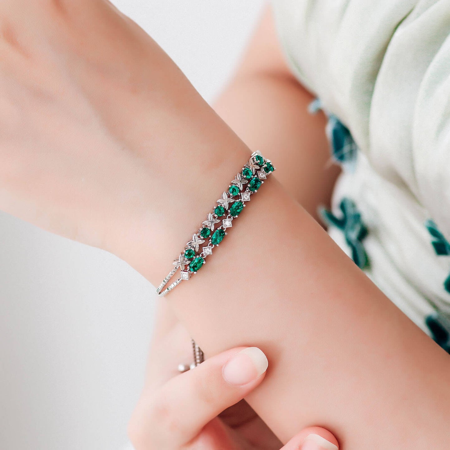 Four-leaf Clover Lab Create Emerald Gold Vermeil Bracelet model