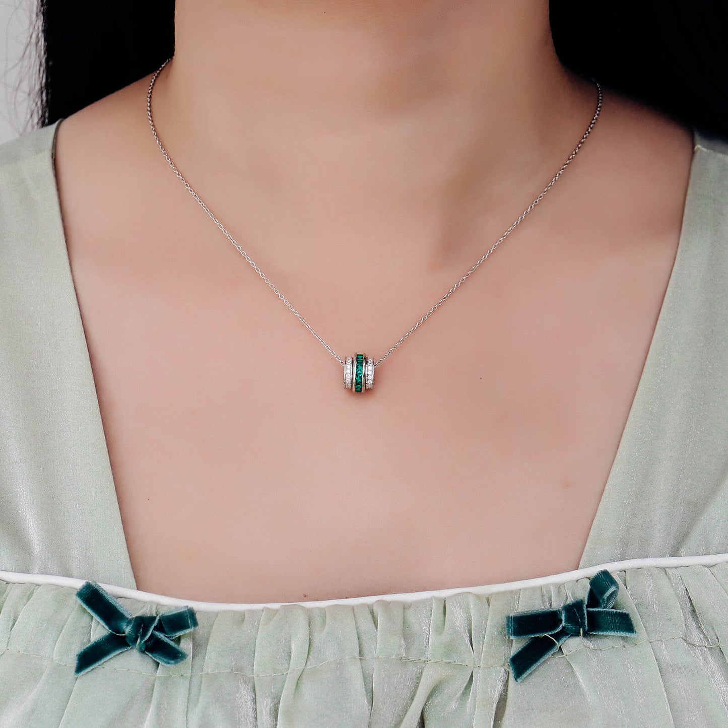 Roller Lab Created Emerald Necklace in Sterling Silver model