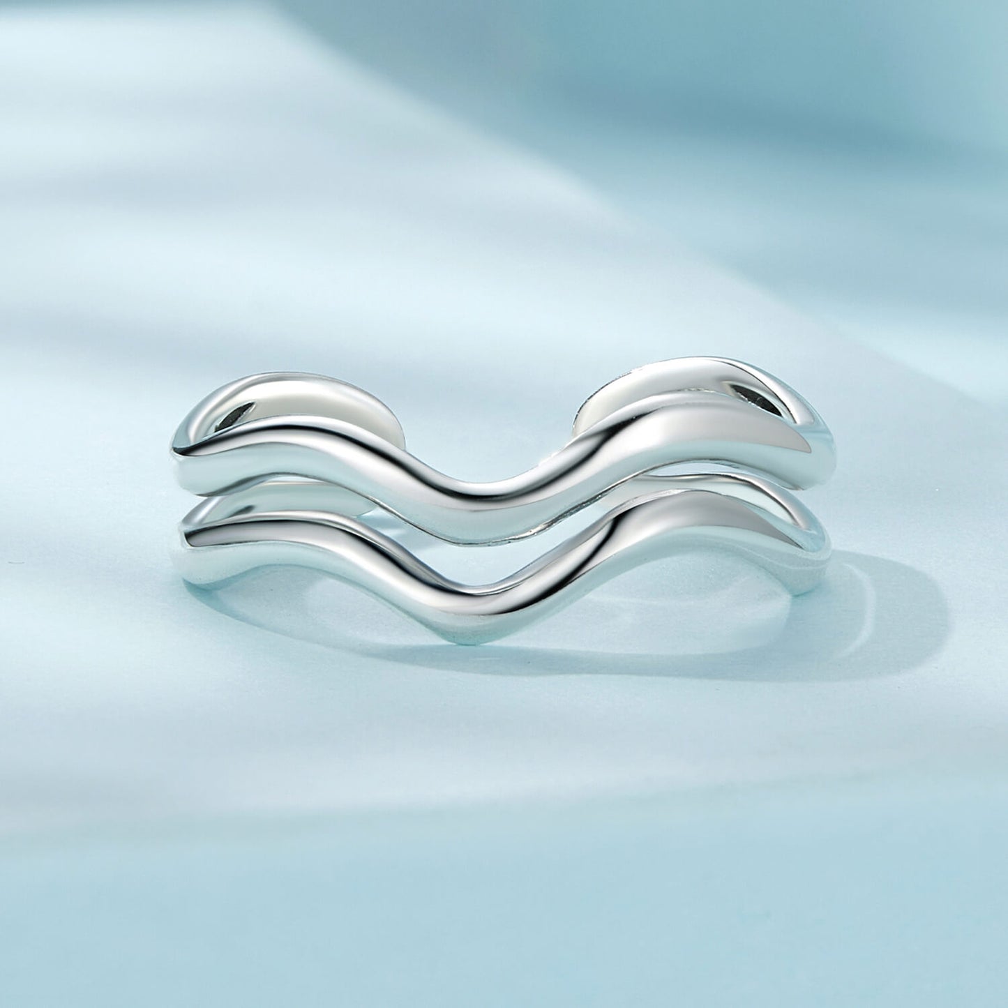 Simple Wavy Curve Ring in Sterling Silver front