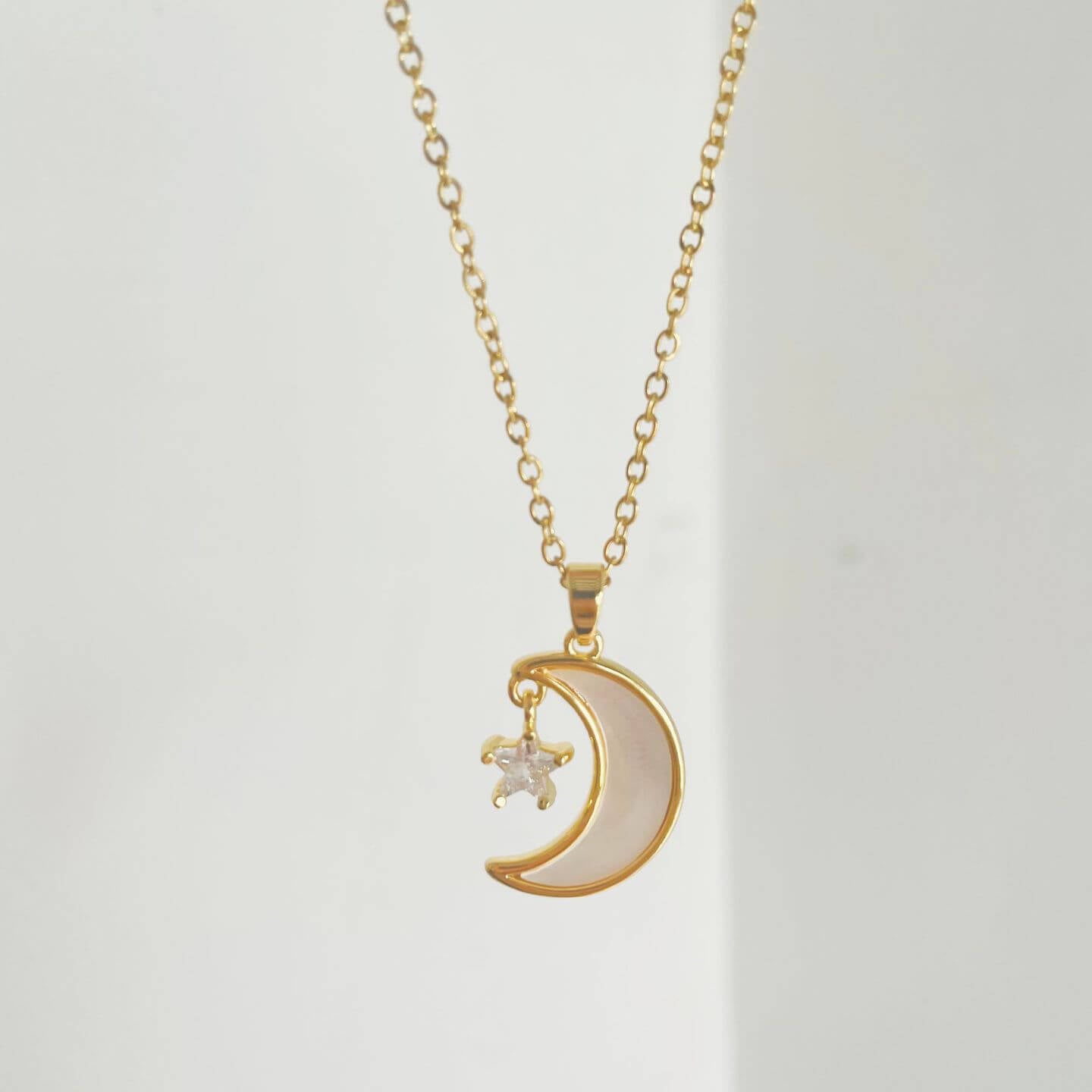 FEELIVE Fantasy Shell Pearl Moon Star Gold Plated Necklace