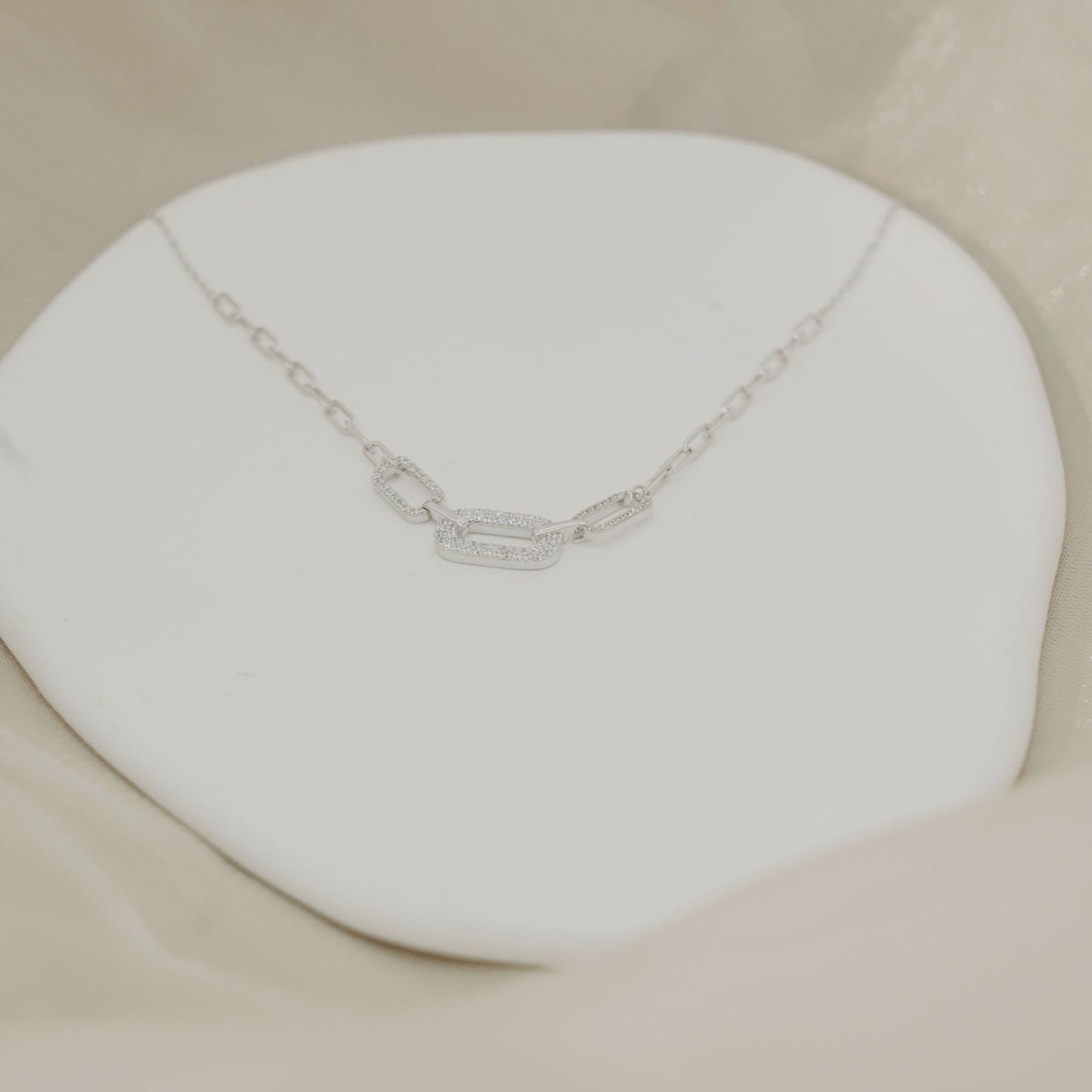 Paperclip Chain Zircon Necklace in Sterling Silver