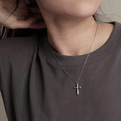 Cross Zircon Necklace in Sterling Silver model