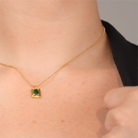 Green Oval Zircon Necklace in Titanium model