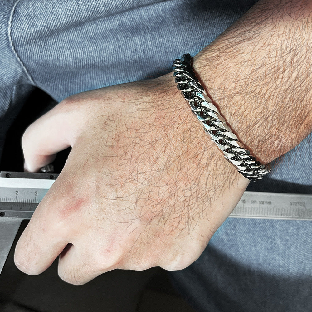 8mm Cuban Chain Men Bracelet in Stainless model