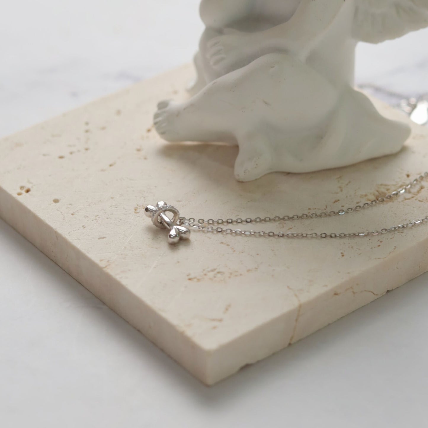 Dog's Bone Zircon Necklace in Sterling Silver