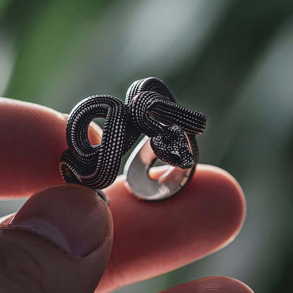 Fashion Mysterious Poisonous Snake Men Ring