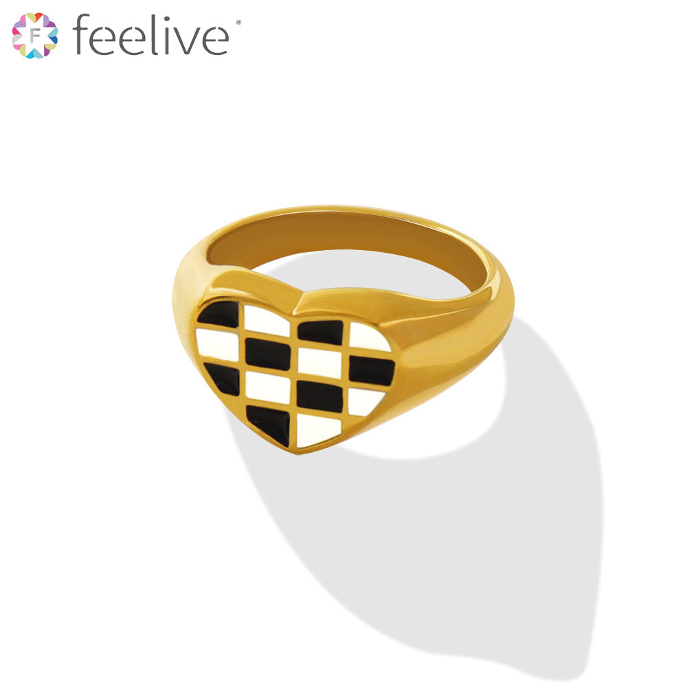 Lovers Heart Checkerboard Ring in Titanium gold - Feelive