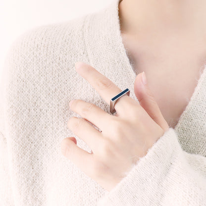 Square Acrylic Ring in Titanium silver model