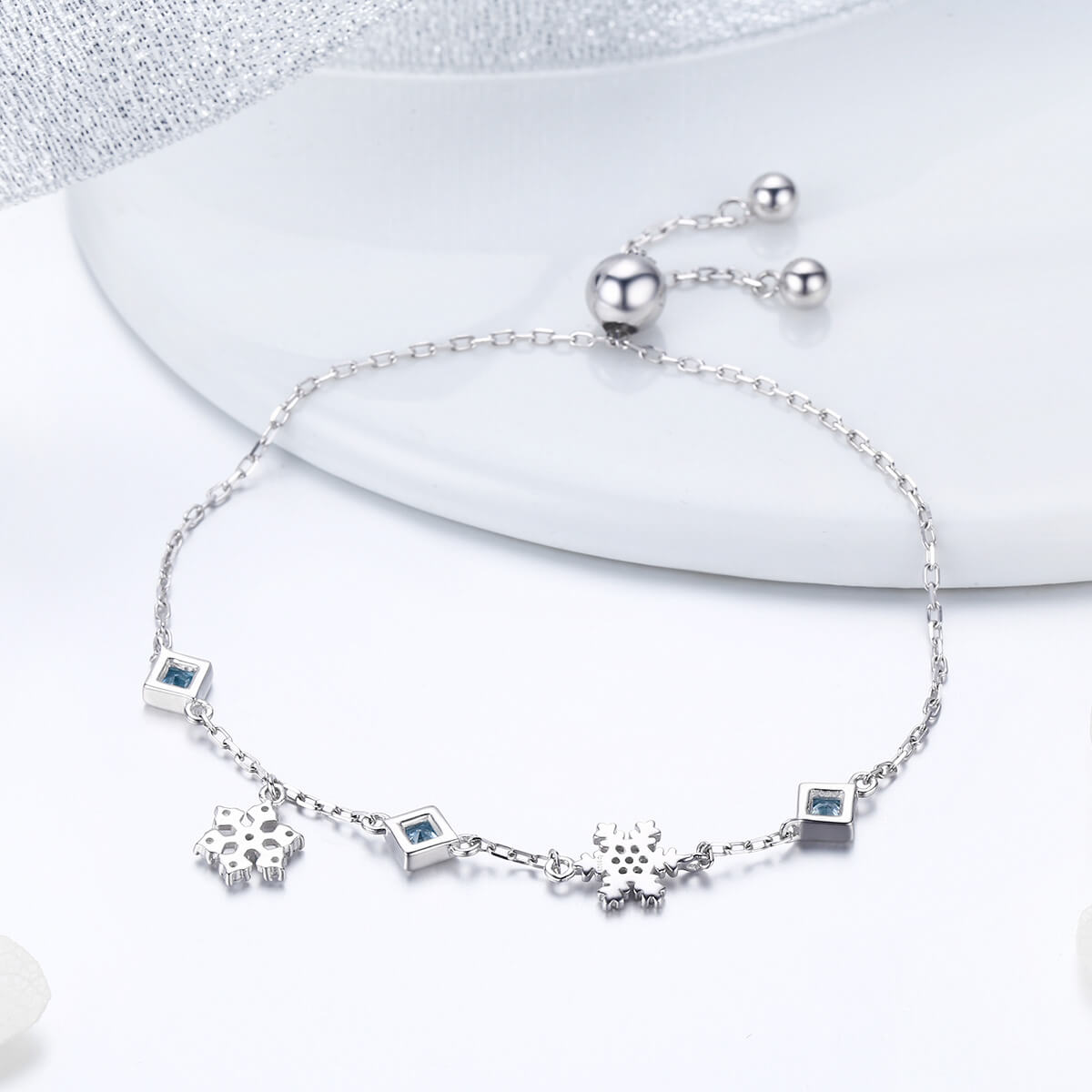 Snowflakes Fly Zircon Bracelet in Sterling Silver back