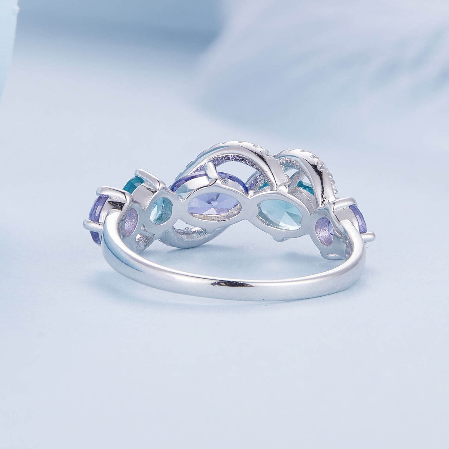 Interweave Zirconia Ring in Sterling Silver back