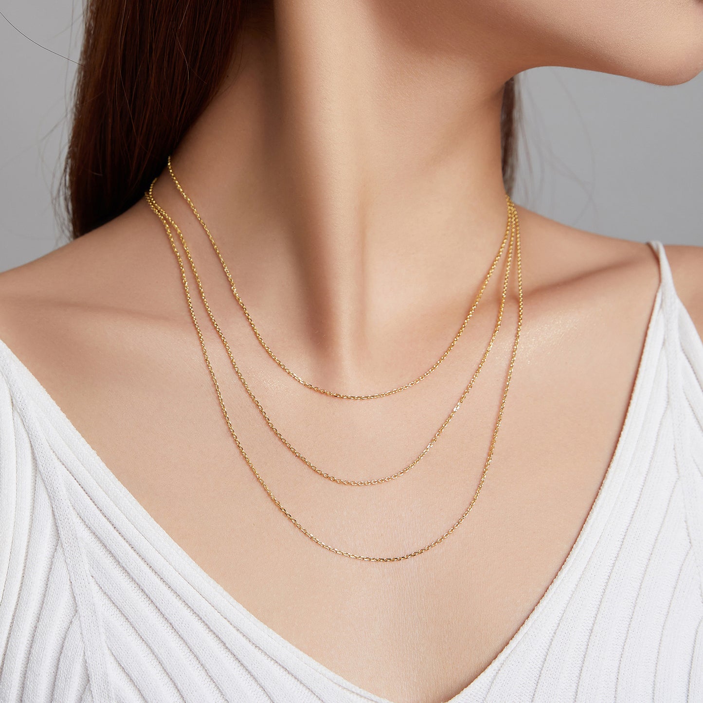 Golden Cable Chain Necklace in Sterling Silver model