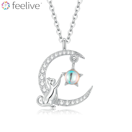 Cat Catch Star Moonstone Pendant Necklace in Sterling Silver - Feelive